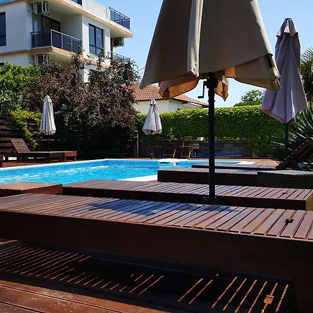 Venti Club Apartmanhotel Lozenec